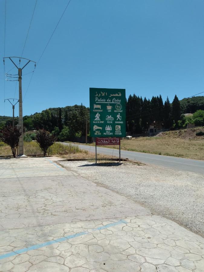 Palais Du Cedre Hotel Ait Bou Tarhat Exterior foto